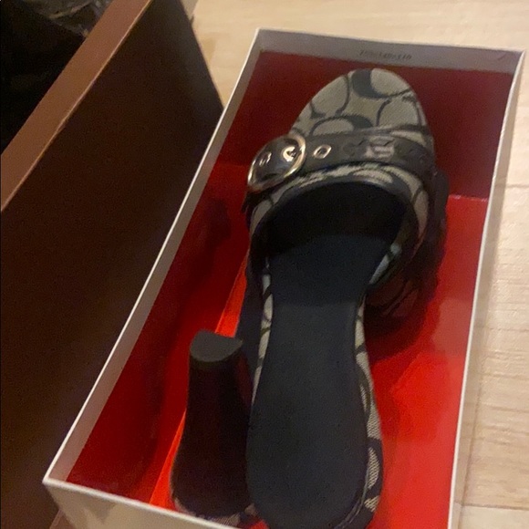 Shoes - Picture 3 of 5